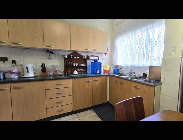 3 BEDROOM HOUSE FOR SALE IN WOODLANDS